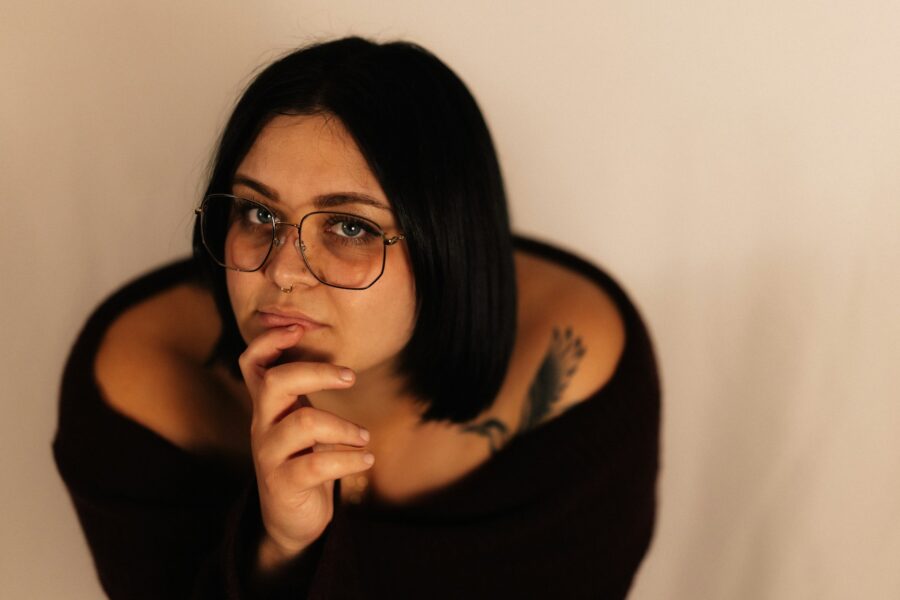 coupe-de-cheveux-visage-rond-et-gros